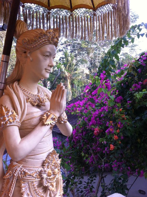 White Lotus Oasis Ξενοδοχείο Ουμπούντ Εξωτερικό φωτογραφία